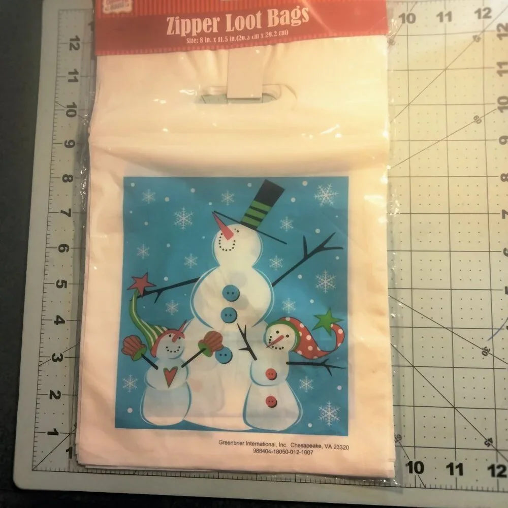 Christmas House Snowman Zipper Loot Bags 12 Count 8x11 Inch Plastic Treat Bags